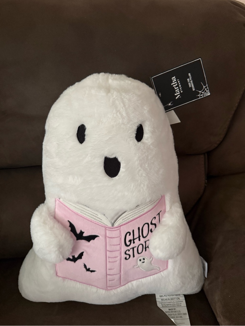 Martha Stewart Halloween Ghost Reading Pink Ghost Stories Plush Pillow 20" NWT